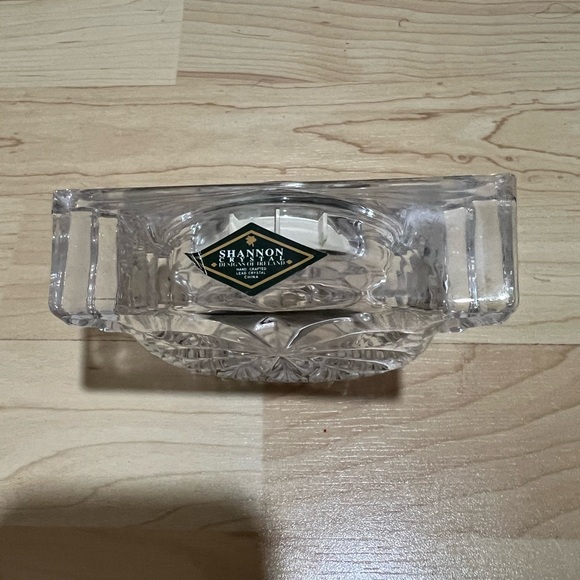 SHAN Elegant Silver and White Crystal Clock - Picture 3 of 5